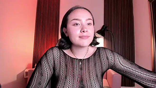 Snapshot of MAGIC_VERA chatting on July 7, 6:47 am MAGIC VERA online show from July 7, 6:47 am