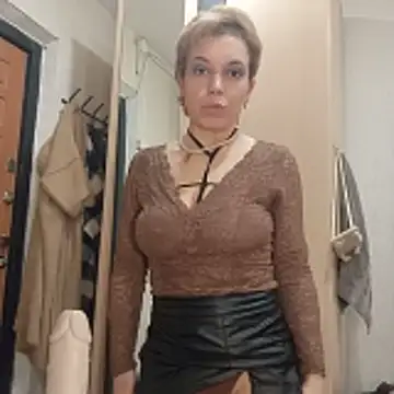 Conny Shellie online show from April 22, 1:52 am