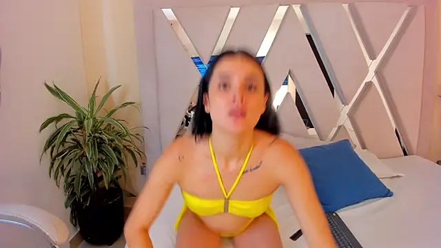 ChannelFoxxx online show from October 21, 4:02 am