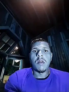 Snapshot of lenebr chatting on September 26, 12:03 am lenebr online show from September 26, 12:03 am