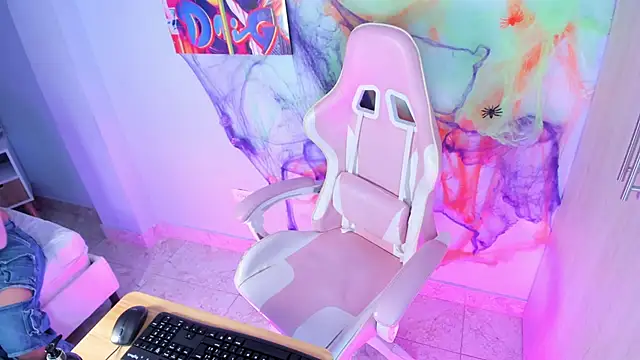 Snapshot of Athenea__fox chatting on October 29, 12:07 pm Athenea fox online show from October 29, 12:07 pm