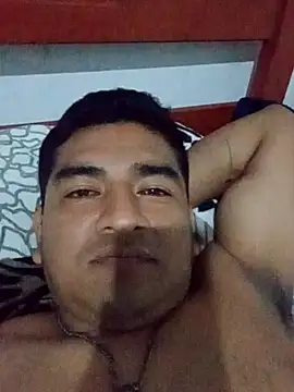 Snapshot of Titan_rudo chatting on October 27, 3:21 am Titan rudo online show from October 27, 3:21 am