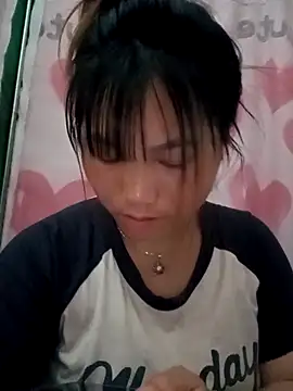 Snapshot of min-xinh chatting on April 27, 7:50 am min-xinh online show from April 27, 7:50 am