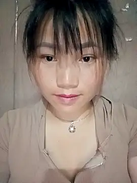 Snapshot of min-xinh chatting on May 3, 3:12 am min-xinh online show from May 3, 3:12 am