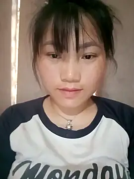Snapshot of min-xinh chatting on May 7, 7:36 am min-xinh online show from May 7, 7:36 am