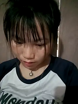 Snapshot of min-xinh chatting on May 9, 11:21 pm min-xinh online show from May 9, 11:21 pm