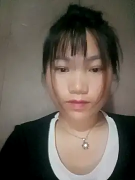 Snapshot of min-xinh chatting on May 11, 9:23 pm min-xinh online show from May 11, 9:23 pm