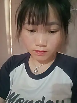 Snapshot of min-xinh chatting on May 14, 8:54 am min-xinh online show from May 14, 8:54 am