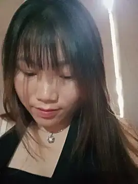 Snapshot of min-xinh chatting on May 21, 3:02 am min-xinh online show from May 21, 3:02 am