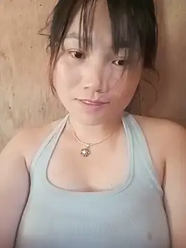 Snapshot of min-xinh chatting on June 6, 10:20 am min-xinh online show from June 6, 10:20 am