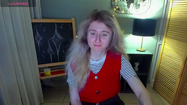 CamillaDreamer online show from March 29, 2:00 am