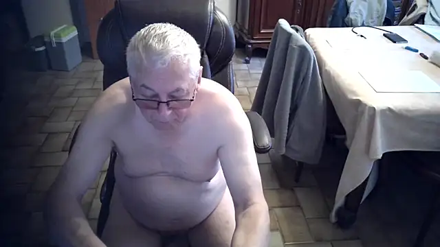 Alain633 online show from October 5, 4:16 pm