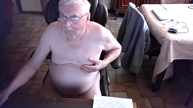 Alain633 online show from March 4, 2:34 pm