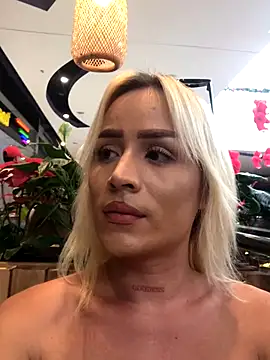 Snapshot of alexawinterrr chatting on December 14, 7:51 pm alexawinterrr online show from December 14, 7:51 pm