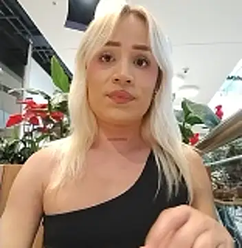 Snapshot of alexawinterrr chatting on January 13, 9:09 pm alexawinterrr online show from January 13, 9:09 pm