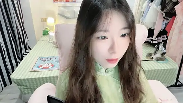 Snapshot of Gardenia-222 chatting on May 20, 1:50 pm Gardenia-222 online show from May 20, 1:50 pm