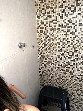 Snapshot of AlinemariaX chatting on October 15, 4:29 pm AlinemariaX online show from October 15, 4:29 pm