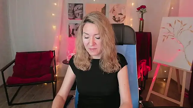 DonnaSmitth online show from February 25, 6:50 pm