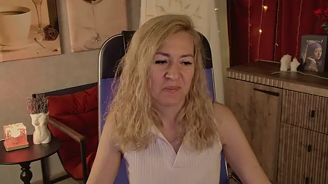 DonnaSmitth online show from June 8, 7:58 pm