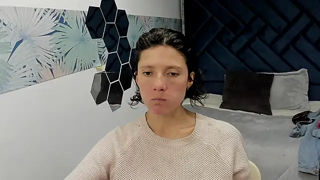 Valery More   online show from November 19, 12:27 pm