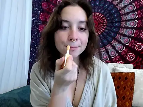 AdalynKiss online show from December 1, 7:13 am