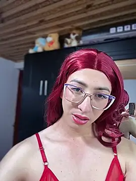Snapshot of NICOLLE__12 chatting on July 11, 9:49 pm NICOLLE 12 online show from July 11, 9:49 pm