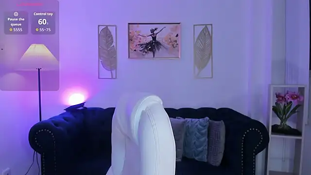 zharaa fox online show from March 18, 6:38 am