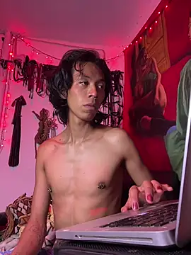 MadamLeRouge online show from March 22, 10:35 pm