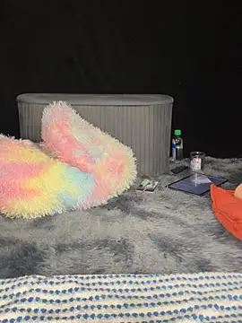 SaraNoir80 online show from February 7, 6:22 pm