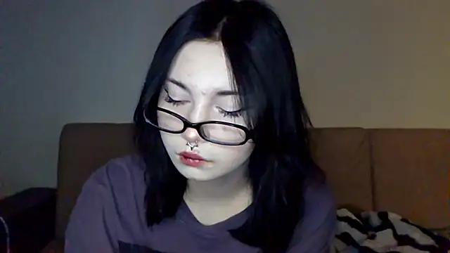 Beeping Creature online show from March 10, 4:12 pm