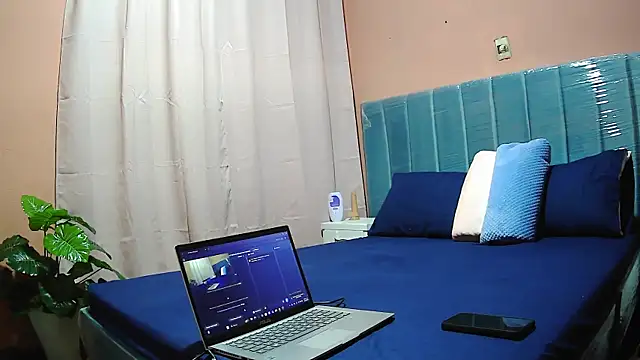 MissAsly online show from October 16, 2:07 pm