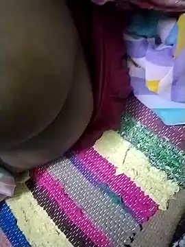 Snapshot of RED_Queen_6 chatting on October 4, 5:33 pm RED Queen 6 online show from October 4, 5:33 pm