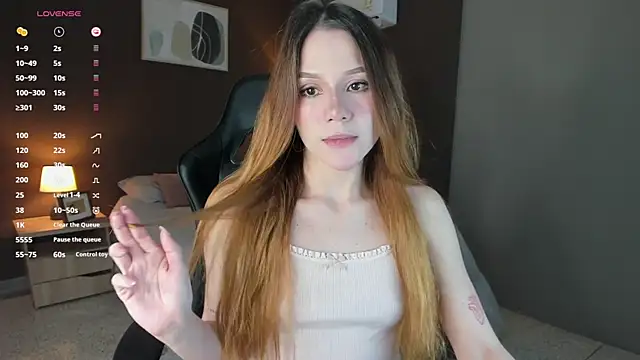 Snapshot of Alexandra-16 chatting on October 6, 10:07 pm Alexandra-16 online show from October 6, 10:07 pm