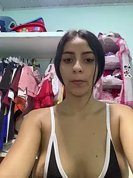 miluwatson online show from October 23, 9:35 pm