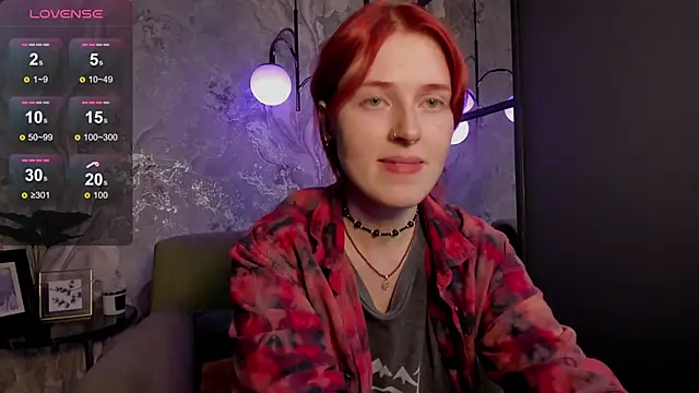 Snapshot of Freirenee chatting on October 18, 2:51 pm Freirenee online show from October 18, 2:51 pm