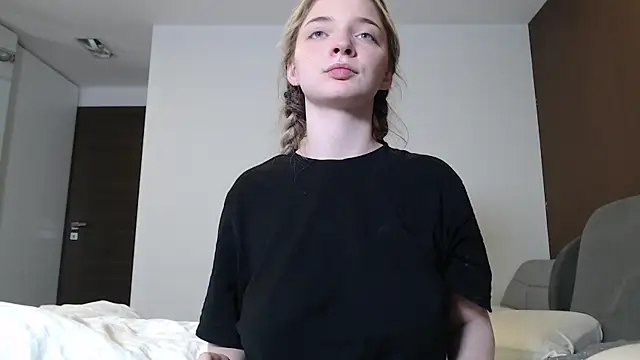 Snapshot of jessicahbelle chatting on June 6, 12:27 am jessicahbelle online show from June 6, 12:27 am