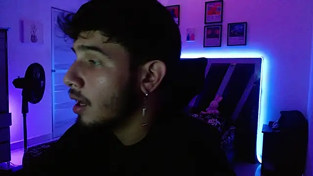 Snapshot of Sebasxxl12 chatting on October 10, 6:34 am Sebasxxl12 online show from October 10, 6:34 am