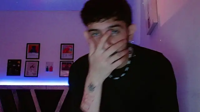 Snapshot of Sebasxxl12 chatting on November 24, 11:26 pm Sebasxxl12 online show from November 24, 11:26 pm