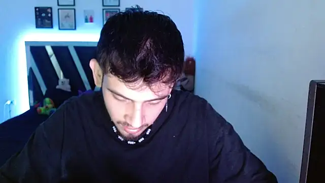 Snapshot of Sebasxxl12 chatting on January 5, 7:28 pm Sebasxxl12 online show from January 5, 7:28 pm