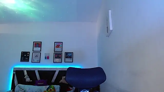 Snapshot of Sebasxxl12 chatting on February 7, 5:16 pm Sebasxxl12 online show from February 7, 5:16 pm