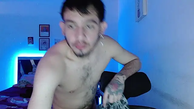 Snapshot of Sebasxxl12 chatting on February 27, 12:05 pm Sebasxxl12 online show from February 27, 12:05 pm