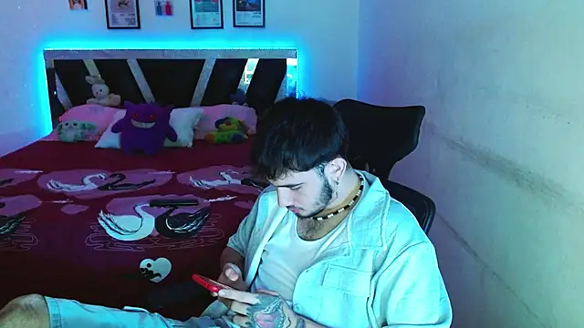 Snapshot of Sebasxxl12 chatting on February 28, 12:39 pm Sebasxxl12 online show from February 28, 12:39 pm