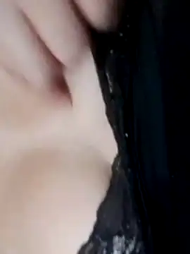 misteriosabb000 online show from November 24, 6:40 pm