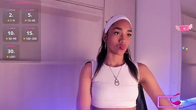 AnahiCollins online show from November 5, 11:32 am