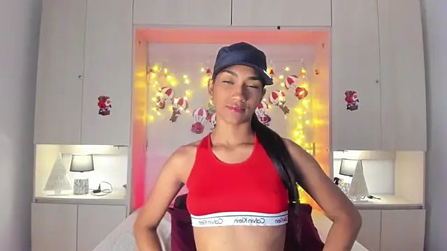 AnahiCollins online show from December 16, 7:41 pm