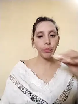 boomkimverly35 online show from October 1, 7:09 pm