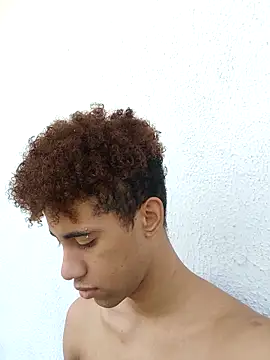 Snapshot of The_boy_good chatting on October 4, 4:38 pm The boy good online show from October 4, 4:38 pm