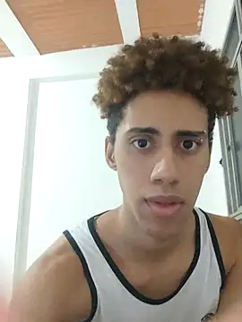 Snapshot of The_boy_good chatting on October 16, 1:28 am The boy good online show from October 16, 1:28 am