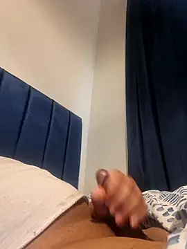 Snapshot of Hotboy-534 chatting on July 20, 7:11 am Hotboy-534 online show from July 20, 7:11 am
