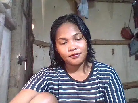 Snapshot of sweetlexypinay19 chatting on June 8, 12:25 am sweetlexypinay19 online show from June 8, 12:25 am